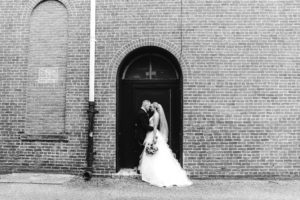 bride and groom black and white outdoor wedding photography in circleville ohio