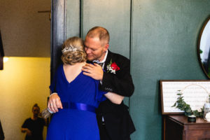 groom and mom wedding photography in circleville ohio