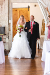 father escorting bride down aisle wedding photography in circleville ohio